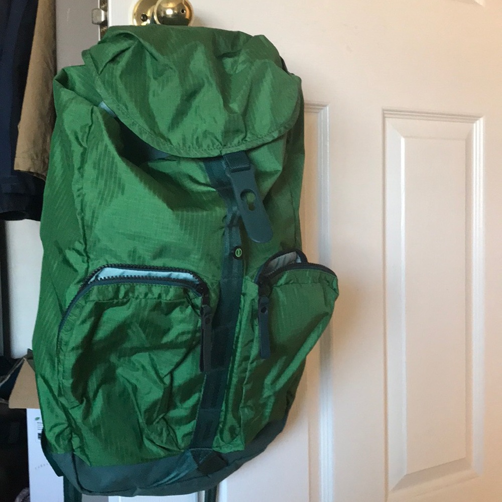 Evrgrn day backpack